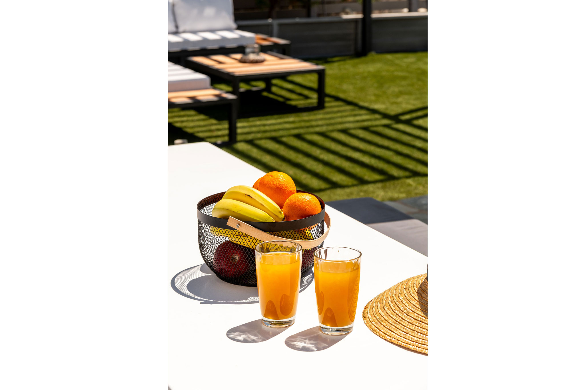 azzurro bianco suite in Paros greece