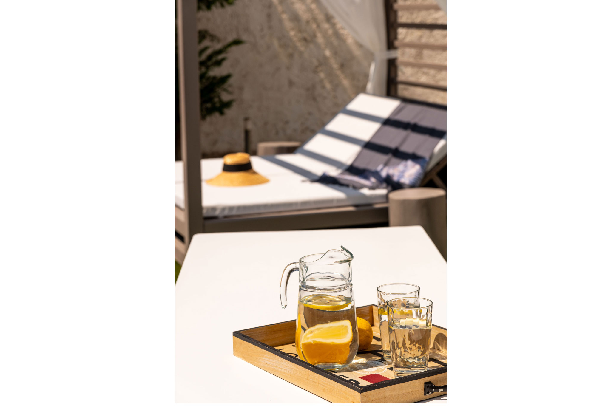 azzurro bianco suite in Paros greece