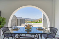 azzurro bianco suite in Paros greece